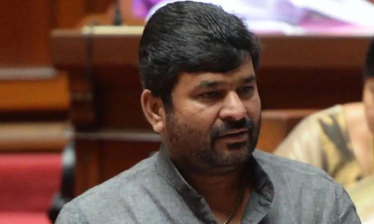 ಮಾರ್ಚ್ ಬಳಿಕ ಸಂಪುಟ ಪುನರ್ ರಚನೆ; ನನಗೆ ಸಚಿವ ಸ್ಥಾನ ಸಿಕ್ಕೇ ಸಿಗುತ್ತೆ: ವಿನಯ್ ಕುಲಕರ್ಣಿ