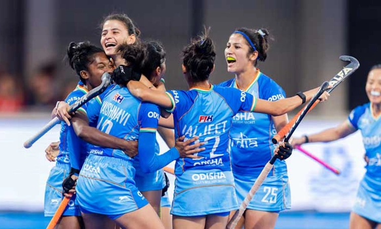 Women’s FIH Pro League: ಭಾರತಕ್ಕೆ ಇಂಗ್ಲೆಂಡ್‌ ವಿರುದ್ಧ 3-2ರಿಂದ ಜಯ