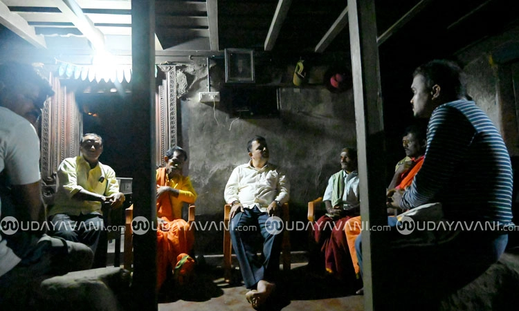 Karkala: ಪಶ್ಚಿಮಘಟ್ಟ ಆದಿವಾಸಿಗರ ಮನೆಯಲ್ಲಿ ಶಾಸಕ ಸುನಿಲ್ ಕುಮಾರ್ ಗ್ರಾಮ ವಾಸ್ತವ್ಯ