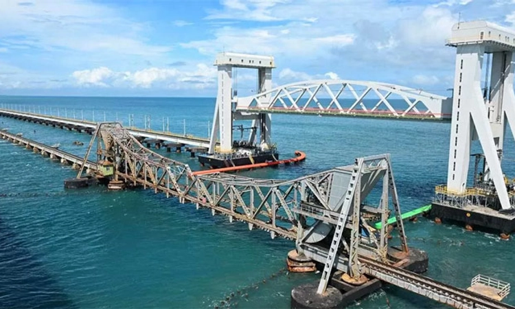 Pamban Bridge:: ದೇಶದ ಮೊದಲ ವರ್ಟಿಕಲ್‌ ಲಿಫ್ಟ್ ರೈಲ್ವೇ ಸೇತುವೆ: ಶತಮಾನದ ಇತಿಹಾಸ!