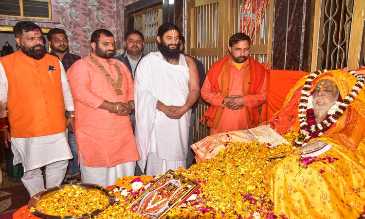 Ritual: ರಾಮಮಂದಿರ ಪ್ರಧಾನ ಅರ್ಚಕ ಸತ್ಯೇಂದ್ರ ದಾಸ್‌ ಸರಯೂ ನದಿಯಲ್ಲಿ ಜಲಸಮಾಧಿ!