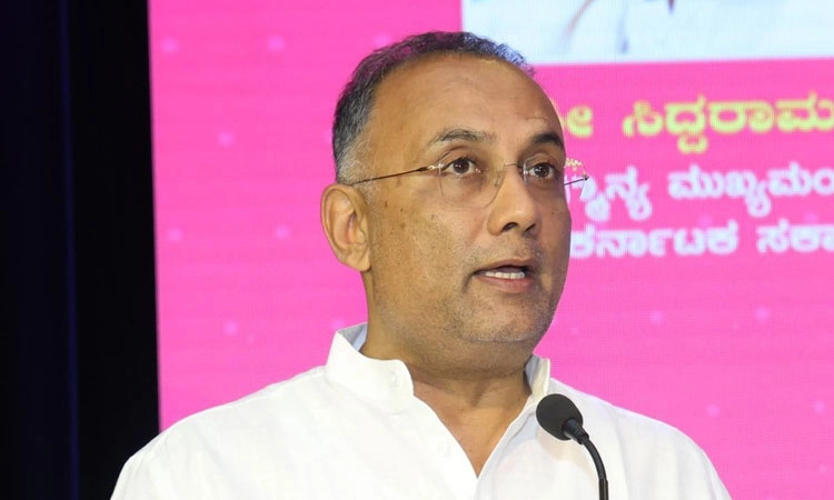 Mangaluru: ಶಿಷ್ಟಾಚಾರ ಉಲ್ಲಂಘಿಸಿದ ಅಧಿಕಾರಿಗಳ ವಿರುದ್ಧ ಕ್ರಮವಾಗಲಿ: ದಿನೇಶ್ ಗುಂಡೂರಾವ್