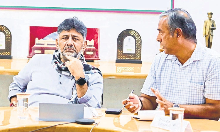 Bengaluru: ಮೆಟ್ರೋ ಮಾರ್ಗಗಳಲ್ಲಿ ಡಬಲ್‌ ಡೆಕರ್‌: ಡಿಕೆಶಿ