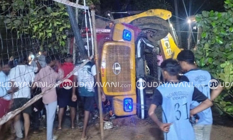 Shirva: ಬಂಟಕಲ್ಲು ಬಳಿ ಟಿಪ್ಪರ್‌ ಪಲ್ಟಿ; ಚಾಲಕ ಸ್ಥಳದಲ್ಲೇ ಮೃತ್ಯು!