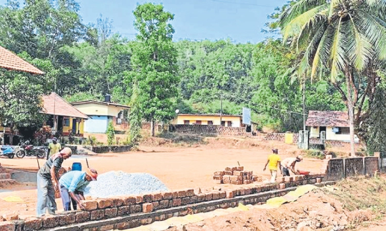 Siddapura: ಕರೆಂಟ್‌ ಹೋದರೆ ಟವರಿಗೆ ಪವರ್‌  ಇಲ್ಲ, ಜನರೇಟರ್‌ ಮೊದಲೇ ಇಲ್ಲ!