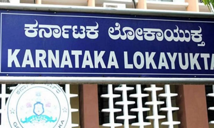 Lokayukta: ವಿಶೇಷ ತಹಶೀಲ್ದಾರ್‌ ಸೇರಿದಂತೆ ಮೂವರು ಲೋಕಾಯುಕ್ತ ಬಲೆಗೆ