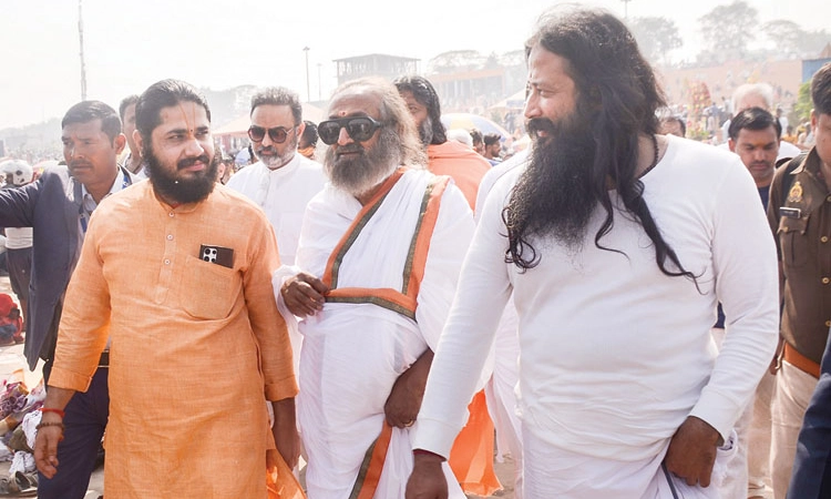 ಇಂದು ಕೊನೆಯ ಶಾಹಿಸ್ನಾನ: 5 ಕೋಟಿ ಜನ ಭಾಗಿ ನಿರೀಕ್ಷೆ: ಮಹಾಕುಂಭ ನಗರದಲ್ಲಿ ಬಿಗಿ ಬಂದೋಬಸ್ತ್