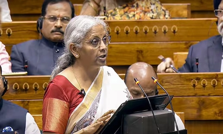 Union Budget 2025: ಕೇವಲ 74 ನಿಮಿಷದಲ್ಲೇ ಬಜೆಟ್‌ ಮಂಡಿಸಿದ ನಿರ್ಮಲಾ