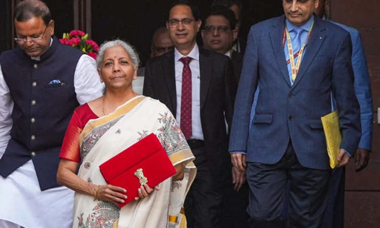 Budget 2025: ತೆರಿಗೆ ಪಾವತಿದಾರರಿಗೆ ಬಂಪರ್‌- 12 ಲಕ್ಷದವರೆಗೂ ತೆರಿಗೆ ವಿನಾಯ್ತಿ