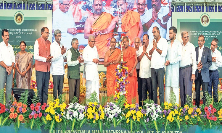 Udupi: ಸರ್ವರೋಗಕ್ಕೂ ಆಯುರ್ವೇದದಲ್ಲಿ ಚಿಕಿತ್ಸೆ: ಮಂತ್ರಾಲಯ ಶ್ರೀ