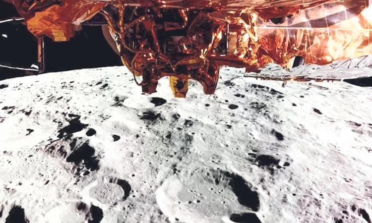 Private lander; ಚಂದ್ರನ ಮೇಲೆ ಇಳಿದ ಖಾಸಗಿ ಲ್ಯಾಂಡರ್‌!