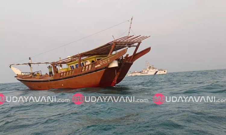 Udupi: ಸೈಂಟ್‌ ಮೆರೀಸ್‌ ದ್ವೀಪದ ಬಳಿ ಅನುಮಾನಸ್ಪದ ವಿದೇಶಿ ಬೋಟ್‌ ಪತ್ತೆ; ಮೂವರ ಸೆರೆ