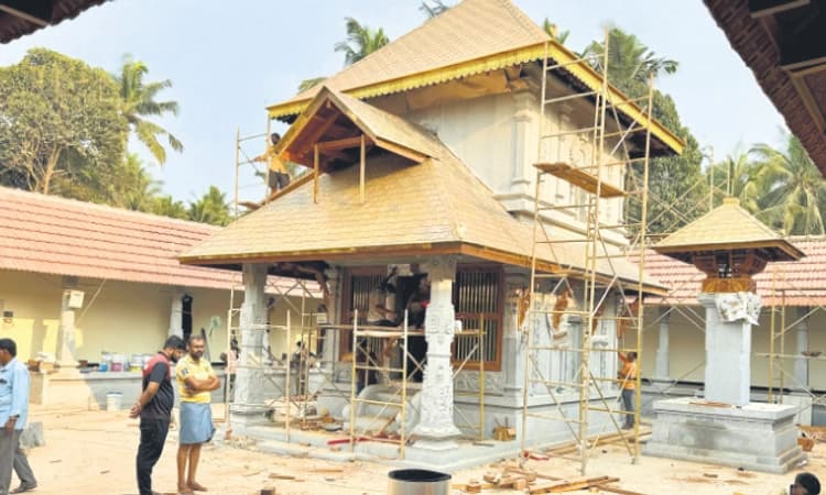 Malpe: ಪ್ರಾಚೀನ ಶೈಲಿ ಉಳಿಸಿಕೊಂಡು ಹೊಸ ದೈವಸ್ಥಾನ