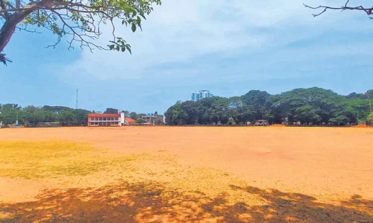 Mangaluru: ರಜೆಯಿದ್ದರೂ ಮೈದಾನಗಳು ಖಾಲಿ!