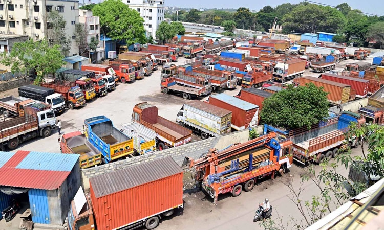 ಮೂರನೇ ದಿನಕ್ಕೆ ಲಾರಿ ಮುಷ್ಕರ: ಎಪಿಎಂಸಿ ಲಾರಿ ಬಂದ್‌?