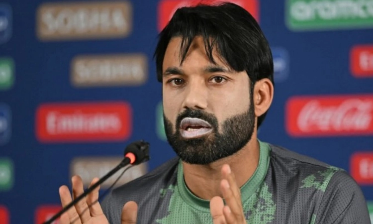 Pakistan: ನಾಯಕನಾದರೂ ಇಂಗ್ಲೀಷ್‌ ಬರದ್ದಕ್ಕೆ ನಾಚಿಕೆ ಇಲ್ಲ: ರಿಜ್ವಾನ್‌