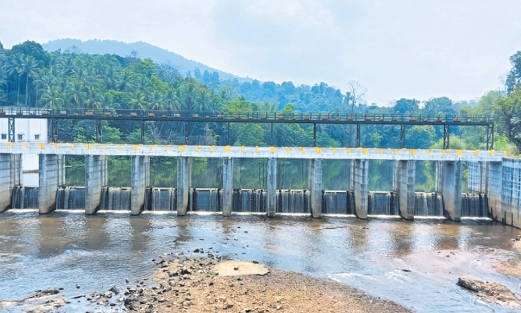 Sullia: ಉಕ್ಕಿ ಹರಿಯುತ್ತಿರುವ ಅಣೆಕಟ್ಟುಗಳು!