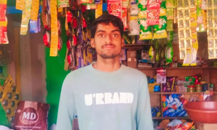 ಮನೆಯವರ ಕಣ್ತಪ್ಪಿಸಿ ʼಡ್ರೀಮ್‌ 11ʼಗೆ ಹಣ ಹಾಕುತ್ತಿದ್ದ ಯುವಕನಿಗೆ ಒಲಿಯಿತು 3 ಕೋಟಿ ರೂ.!