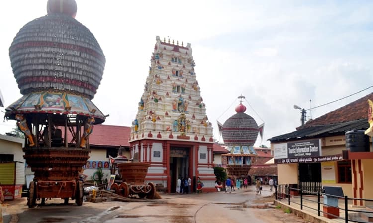 Udupi: ಕೃಷ್ಣಮಠದ ರಥಬೀದಿಯಲ್ಲಿ ಇನ್ನು ಪ್ರಿ ವೆಡ್ಡಿಂಗ್‌ ಫೋಟೋ-ವಿಡಿಯೋ ಶೂಟ್‌ ಮಾಡುವಂತಿಲ್ಲ