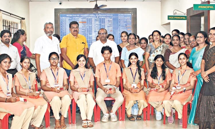 Udupi: ವಿದ್ಯೋದಯ ಪದವಿ ಪೂರ್ವ ಕಾಲೇಜು: ಸಾಧಕ ವಿದ್ಯಾರ್ಥಿಗಳಿಗೆ ಸಮ್ಮಾನ