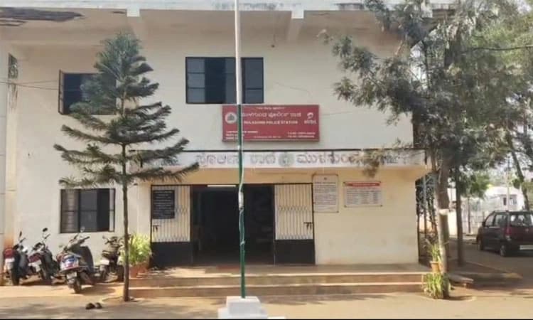 Gadag: ತಂದೆಯಿಂದಲೇ ಅಪ್ರಾಪ್ತ ಮಗಳ ಮೇಲೆ ಅತ್ಯಾಚಾರ ಆರೋಪ