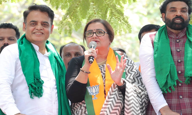 BJP: ಪಕ್ಷದೊಂದಿಗೆ ಅಂತರ ಕಾಯ್ದುಕೊಂಡಿಲ್ಲ: ಮಾಜಿ ಸಂಸದೆ ಸುಮಲತಾ