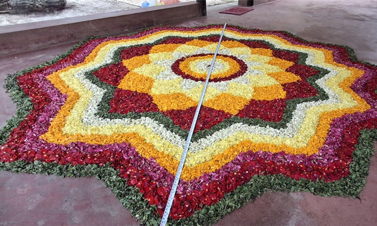 Belthangady; ಅತಿದೊಡ್ಡ ಹೂವಿನ ರಂಗೋಲಿಗೆ ಇಂಡಿಯಾ ಬುಕ್ ಆಫ್ ರೆಕಾರ್ಡ್ ನಲ್ಲಿ ಸ್ಥಾನ