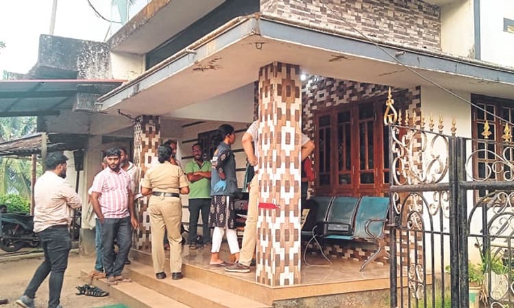 Uppinangady; ಬೋಳಂತಿಲ: ಮನೆಗಳಿಂದ ಸರಣಿ ಕಳವು