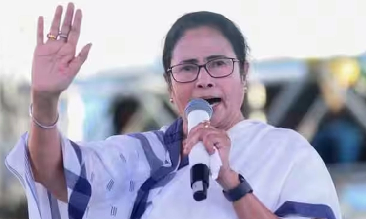 25,000 ಶಿಕ್ಷಕರನ್ನು ವಜಾಗೊಳಿಸಿದ ಸುಪ್ರೀಂ ಕೋರ್ಟ್; ಮಮತಾ ಸರ್ಕಾರಕ್ಕೆ ಭಾರಿ ಹಿನ್ನಡೆ
