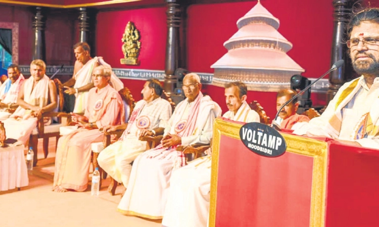 Madhur: ಮಕ್ಕಳಲ್ಲಿ ಸಂಸ್ಕೃತಿ ಪ್ರಜ್ಞೆ ಮೂಡಿಸಿ: ಉದಿತ್‌ ಚೈತನ್ಯ ಸ್ವಾಮೀಜಿ