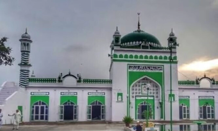 Sambhal Mosque ಮಸೀದಿಗೆ ಸುಣ್ಣ: ಪ್ರಶ್ನಿಸಿದ್ದ ಮೇಲ್ಮನವಿ ಸುಪ್ರೀಂನಲ್ಲಿ ತಿರಸ್ಕೃತ
