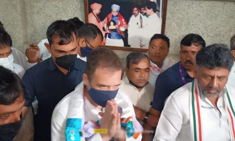 ಮಹತ್ವ ಪಡೆದುಕೊಂಡ ರಾಹುಲ್ ಮುರುಘಾ ಮಠ ಭೇಟಿ : 20ಕ್ಕೂ ಹೆಚ್ಚು ಮಠಾಧೀಶರ ಜೊತೆಗೆ ಸಂವಾದ