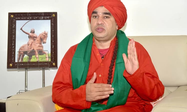 ಸಚಿವೆ ಲಕ್ಷ್ಮಿ ಹೆಬ್ಬಾಳ್ಕರ್ ಕುರಿತು ಬಸವ ಜಯ ಮೃತ್ಯುಂಜಯ ಸ್ವಾಮೀಜಿ ಹೇಳಿದ್ದೇನು?