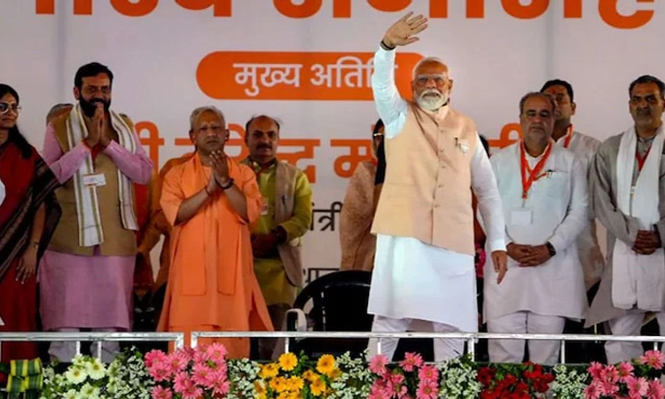 NDA ಭ್ರಷ್ಟಾಚಾರದ ವಿರುದ್ಧ ಹೋರಾಡಲು;ಪ್ರತಿಪಕ್ಷಗಳು ಭ್ರಷ್ಟರನ್ನು ಉಳಿಸಲು: ಮೋದಿ