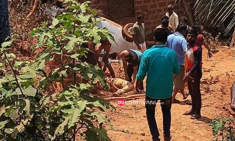 Sirsi: ಕಾರು ಬೈಕ್‌ ಗೆ ಡಿಕ್ಕಿಯಾಗಿ ಸವಾರ ಸ್ಥಳದಲ್ಲೇ ಸಾವು