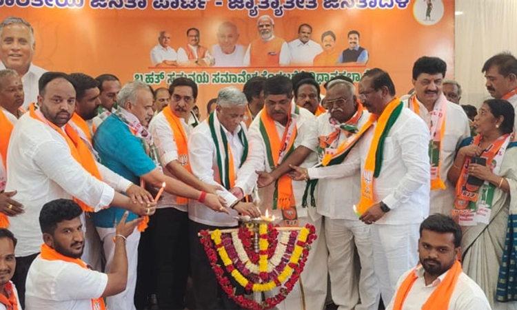 BJP; 100 ದಿನದಲ್ಲಿ 10 ಸಾವಿರ ಕೋಟಿ ಅನುದಾನ ತರುತ್ತೇನೆ:ವಿ.ಸೋಮಣ್ಣ ಭರವಸೆ
