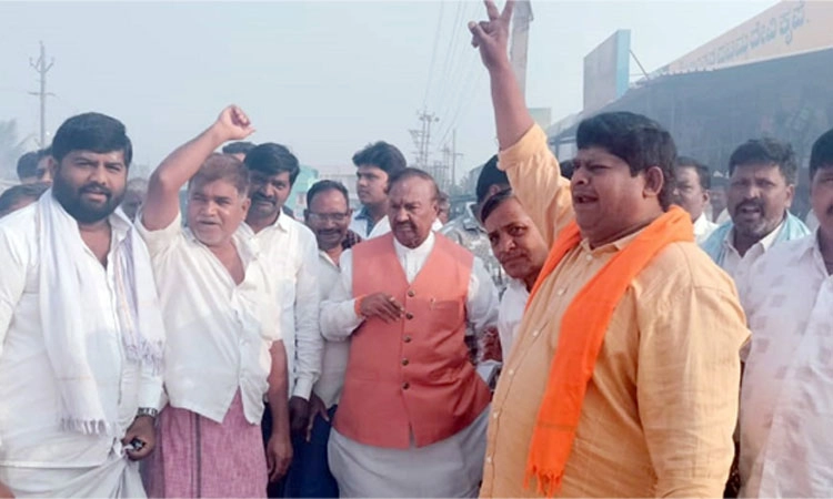 Holehonnur: ಶ್ರೀ ಗಿರಿ ರಂಗನಾಥ ಸ್ವಾಮಿ ದೇವಸ್ಥಾನಕ್ಕೆ ತೆರಳಿ ಪೂಜೆ ಸಲ್ಲಿಸಿದ ಈಶ್ವರಪ್ಪ