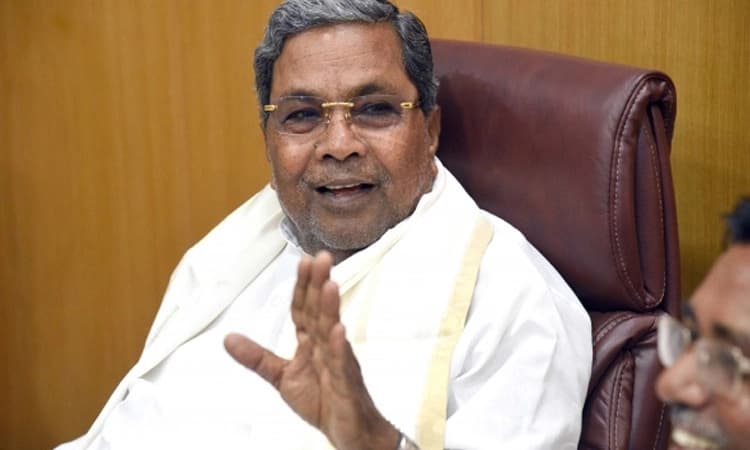 ಬೊಮ್ಮಾಯಿ ಅವರನ್ನು ನಾವೇನು ರಬ್ಬರ್‌ ಸ್ಟ್ಯಾಂಪ್‌ ಎಂದಿಲ್ಲ: ಸಿದ್ದರಾಮಯ್ಯ