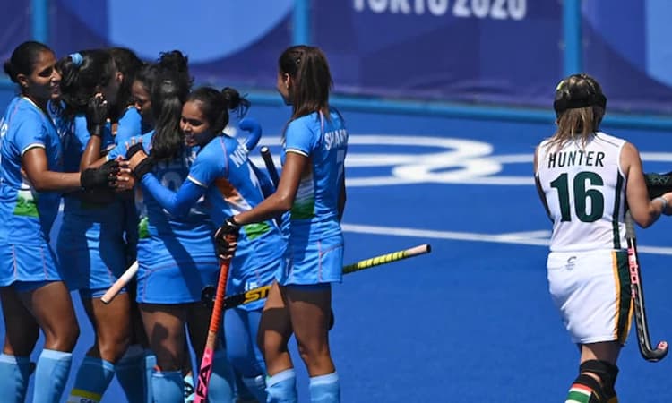 ಟೋಕಿಯೊ ಒಲಿಂಪಿಕ್ಸ್: ದ.ಆಫ್ರಿಕಾ ವಿರುದ್ಧ 4-3 ಅಂತರದಿಂದ ಗೆದ್ದ ಭಾರತ ವನಿತೆಯರ ತಂಡ