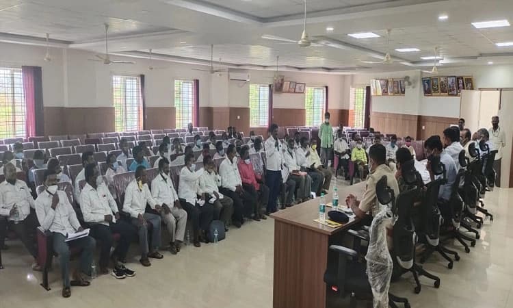 ತಾಲ್ಲೂಕು ಮಟ್ಟದ ಅಧಿಕಾರಿಗಳ ದಲಿತ ವಿರೋಧಿ ಧೋರಣೆ : ದಲಿತ ಮುಖಂಡರ ಆಕ್ರೋಶ