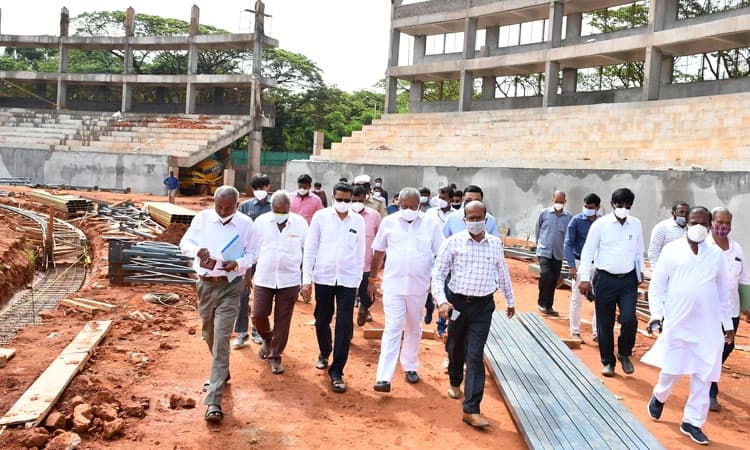 ಜಿಲ್ಲೆ ಅಭಿವೃದ್ದಿಗೆ ಸಾವಿರಾರು ಕೋಟಿ ರೂ. ಅನುದಾನ