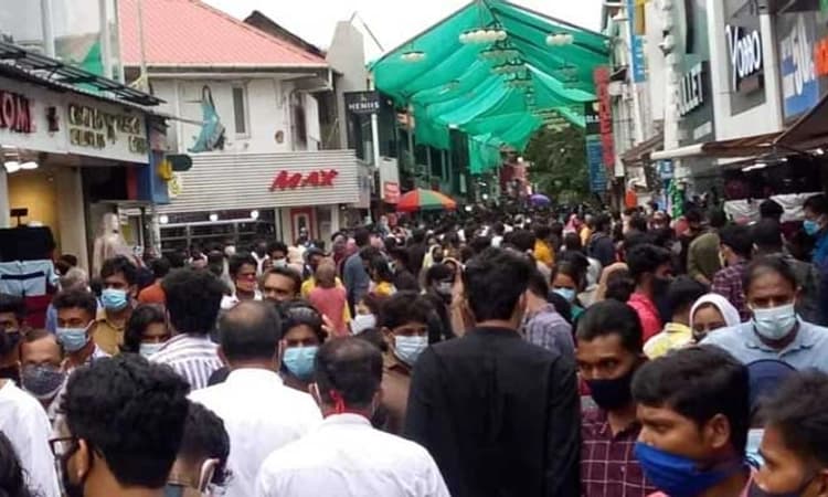 ಕೇರಳದಲ್ಲಿ ಲಾಕ್ ಡೌನ್ ನಿಯಮಗಳ ಸಡಿಲಿಕೆ: ದೇವಸ್ಥಾನ, ಸಲೂನ್ ತೆರೆಯಲು ಅವಕಾಶ