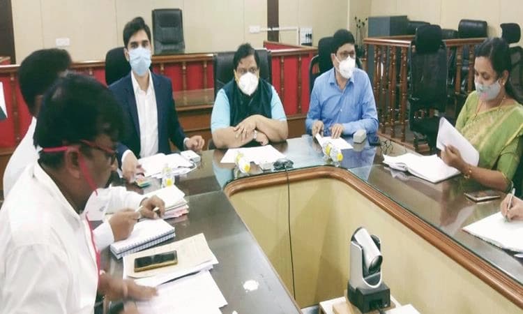 ಖಾಸಗಿ ಆಸ್ಪತ್ರೆಯಲ್ಲಿ ಶುಲ್ಕ ಸಹಿತ ಲಸಿಕೆ