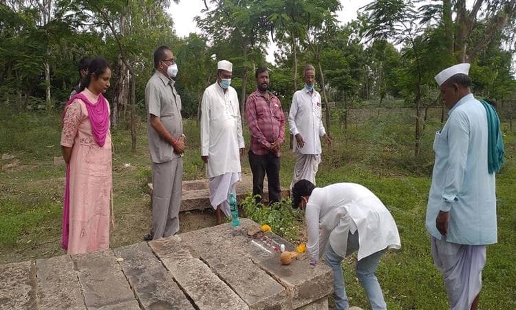 ಸನಾದಿ ಅಪ್ಪಣ್ಣ ಸಮಾಧಿ ಸ್ಥಳಕ್ಕೆ ಭೇಟಿ