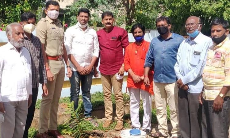 ಸಸಿ ನೆಟ್ಟರೆ ಸಾಲದು ಪೋಷಣೆಯೂ ಮಾಡಿ