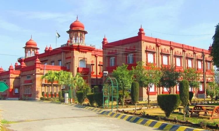 ಪೇಶಾವರದ ವಸ್ತು ಸಂಗ್ರಹಾಲಯಕ್ಕೆ ಬುದ್ಧನ ಪ್ರತಿಮೆ ಉಡುಗೊರೆ ನೀಡಿದ ಪಾಕ್‌ ಸೇನೆ