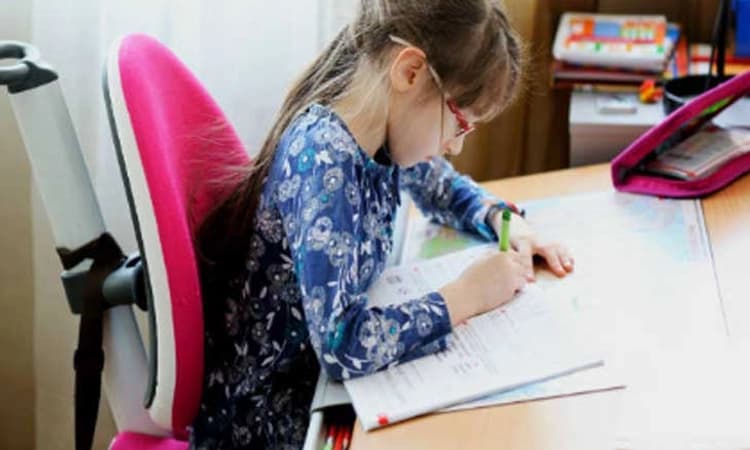 ಪ್ರೌಢಾವಸ್ಥೆಯಲ್ಲೇ ಮಕ್ಕಳಿಗೆ ಸ್ಪರ್ಧಾತ್ಮಕ ಶಕ್ತಿ