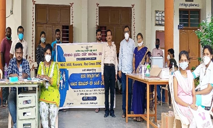 ಲಸಿಕೆ ಕೊರತೆ ಮಧ್ಯೆ ಜನರ ಅಸಹಕಾರ ಸವಾಲು