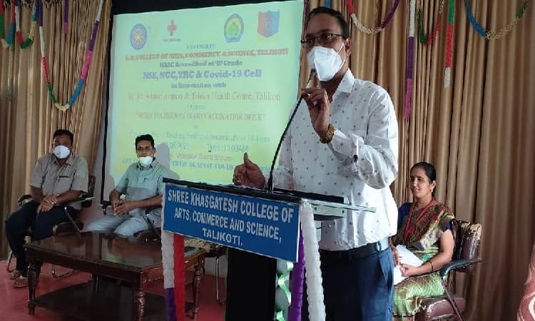 ಕೋವಿಡ್‌ ಲಸಿಕೆ ಪಡೆದು ಮುಂಜಾಗ್ರತೆ ವಹಿಸಲು ಸಲಹೆ