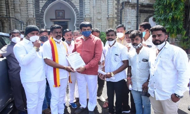 ಮಳಖೇಡ ಅಭಿವೃದಿಗೆ ಒತ್ತಾಯ